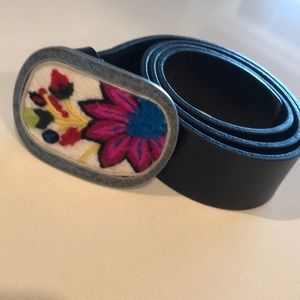 Pistil belt
